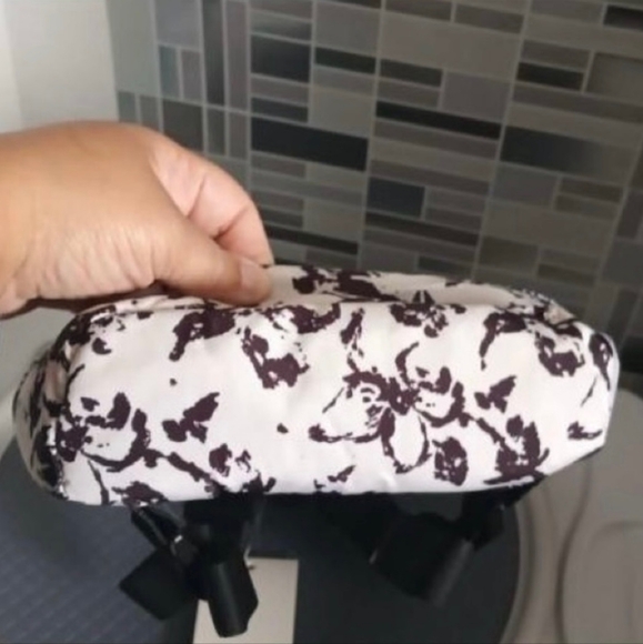 NWT Reebok Rose Mini 🎒 - Picture 3 of 7